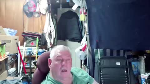 mr_canoe_licker_69 online show from December 28, 5:46 pm