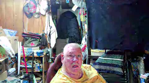 mr_canoe_licker_69 online show from January 6, 1:30 pm