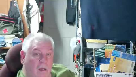 mr_canoe_licker_69 online show from February 2, 7:57 pm
