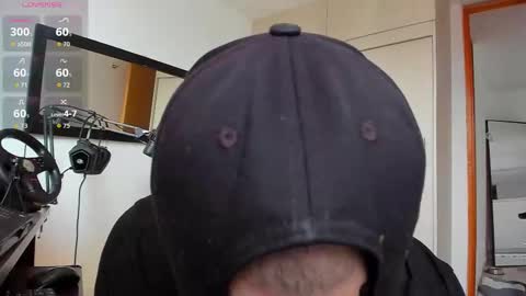 Snapshot of mr_chr1s chatting on February 19, 2:02 pm chris online show from February 19, 2:02 pm