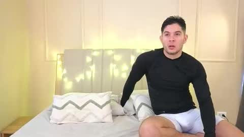 Danny  Aleja online show from December 2, 6:47 pm