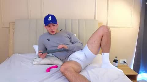 Danny  Aleja online show from April 15, 4:03 pm