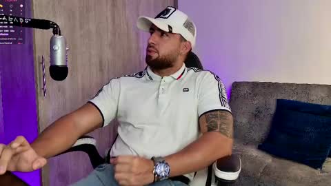 Snapshot of mr_david_cox chatting on February 20, 10:59 am David online show from February 20, 10:59 am