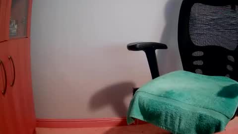 Fit and Fun....10 Hung online show from November 17, 10:04 pm