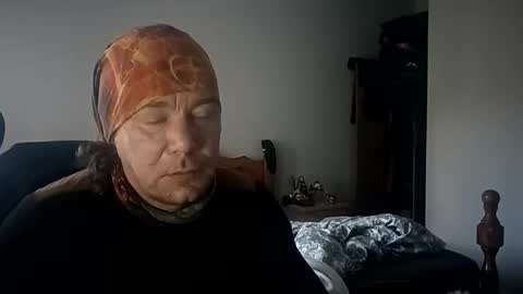 mr_i_ online show from February 15, 1:52 pm