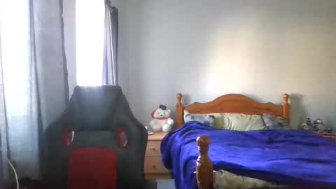 Snapshot of mr_i_ chatting on May 27, 6:54 am mr_i_ online show from May 27, 6:54 am