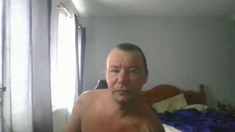 Snapshot of mr_i_ chatting on June 1, 8:38 am mr_i_ online show from June 1, 8:38 am