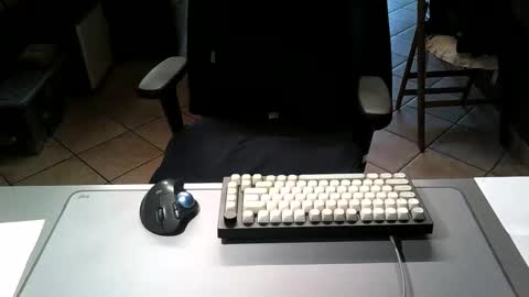 Snapshot of mr_kaa chatting on April 18, 2:32 pm mr_kaa online show from April 18, 2:32 pm