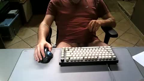 Snapshot of mr_kaa chatting on May 5, 6:16 pm mr_kaa online show from May 5, 6:16 pm