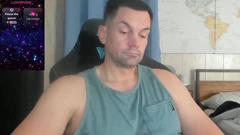 Snapshot of mr_mac69 chatting on December 27, 6:53 pm Cam online show from December 27, 6:53 pm