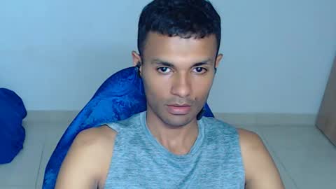 Max online show from March 25, 8:48 pm