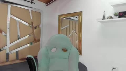 MIKEE online show from February 22, 3:01 am