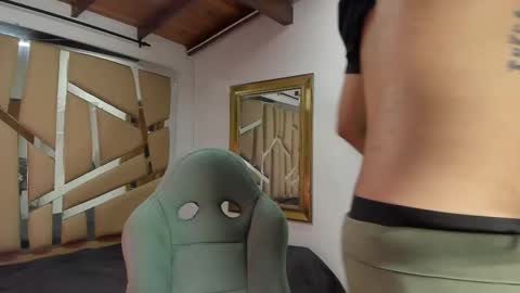 MIKEE online show from February 26, 2:59 am