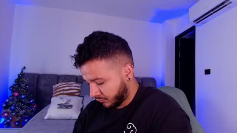 MIKEE online show from November 30, 3:10 am