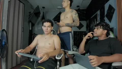 mr_mois online show from July 7, 6:47 am