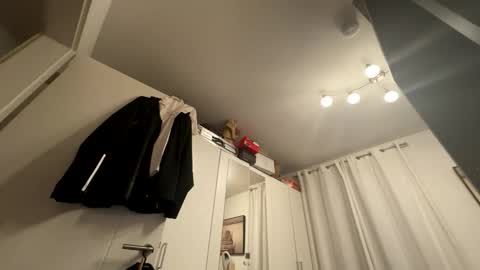 mr_niceguy100 online show from September 28, 10:59 pm