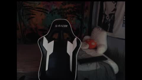 mr_strawberry online show from September 30, 9:14 am