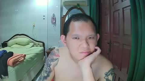 Snapshot of mr_thick89 chatting on October 30, 11:22 am mr_thick89 online show from October 30, 11:22 am