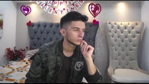 Snapshot of mr_williseo chatting on February 10, 8:00 pm williseo online show from February 10, 8:00 pm