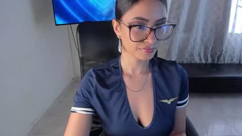 Snapshot of mrandmrssmith139698 chatting on June 18, 8:35 pm Mr. Mrs. Smith online show from June 18, 8:35 pm