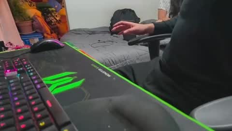 mrandmssin online show from April 6, 2:20 am