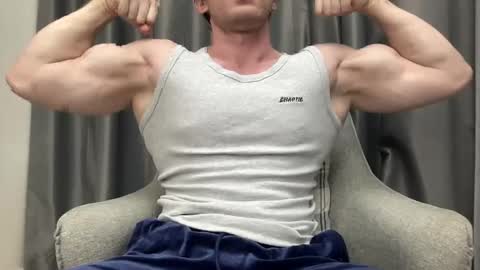 Mrbiceps23 online show from January 14, 8:48 pm