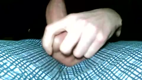 mrbigd1988       online show from December 16, 5:00 pm