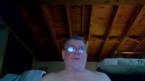 mrblade666 online show from September 13, 1:11 pm