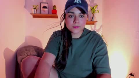 Laura online show from February 2, 4:48 am