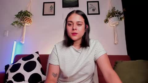 Laura online show from October 21, 3:40 am