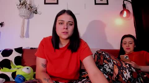 Laura online show from February 22, 3:07 am