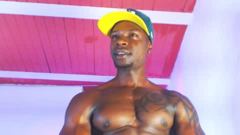 Snapshot of mrbyronstallion chatting on November 4, 2:49 pm byron online show from November 4, 2:49 pm