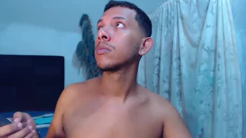 Christtofer online show from April 21, 1:39 pm