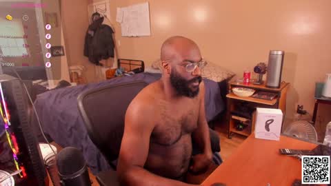 Chuck Daily online show from December 10, 7:22 pm