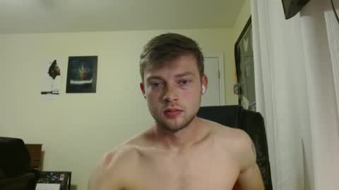 mrcoolguy68 online show from December 18, 12:40 pm