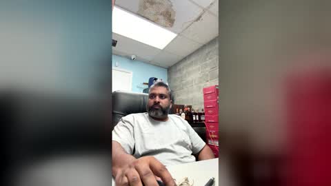 Snapshot of mrdelite1234 chatting on June 1, 7:04 pm mrdelite1234 online show from June 1, 7:04 pm