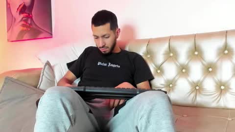 Andy online show from March 29, 1:44 pm