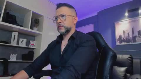 MrFrank. online show from November 7, 11:32 am