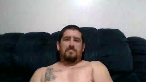 Snapshot of mrfux042792 chatting on June 21, 10:07 am Mrfux online show from June 21, 10:07 am