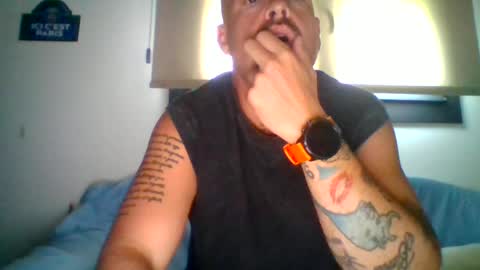 Snapshot of mrhames2020 chatting on June 21, 10:51 am mrhames2020 online show from June 21, 10:51 am