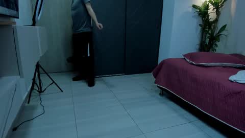 Bastian online show from January 11, 2:05 am