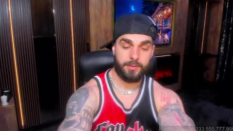 mrkarlhot99 online show from May 12, 7:27 am