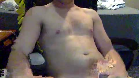 Snapshot of mrlongm8 chatting on April 24, 6:10 pm mrlongm8 online show from April 24, 6:10 pm