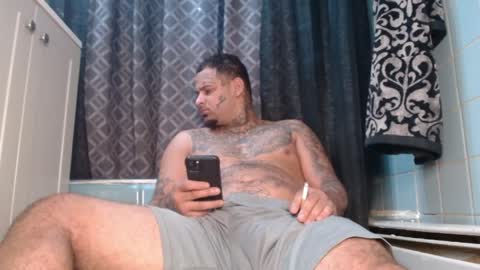 Snapshot of mrnineinch1995 chatting on May 9, 3:39 pm mrnineinch1995 online show from May 9, 3:39 pm