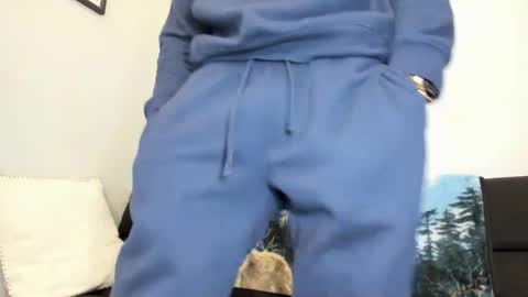 mromg007 online show from February 21, 6:59 pm