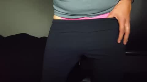 your favorite name online show from April 15, 4:52 am