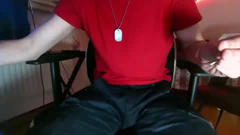 Snapshot of mrrogu3 chatting on April 27, 2:04 pm MrRogue online show from April 27, 2:04 pm