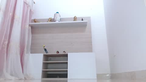 Tell me Katty  online show from January 8, 4:11 pm