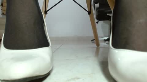 Tell me Katty  online show from January 23, 2:07 pm