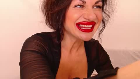 Snapshot of ms_afrodita chatting on May 16, 7:27 am Hi Im Anna PVT open 6 tk extratokens online show from May 16, 7:27 am